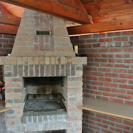 Pri Mlyne 招待所 3*