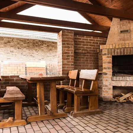 Konukevi Pri Mlyne Litra