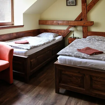 Pri Mlyne Konukevi Litra